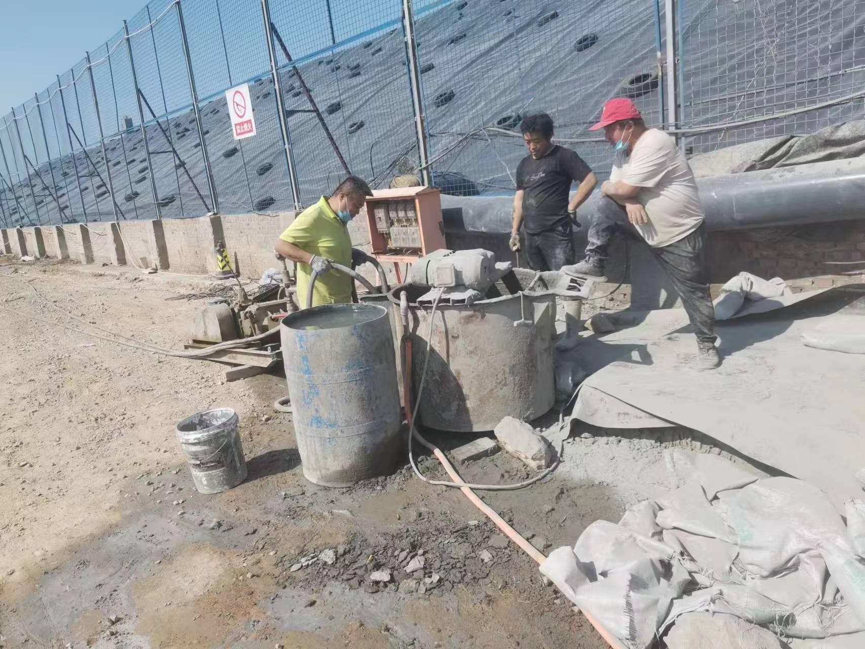 白碱滩袖阀管注浆