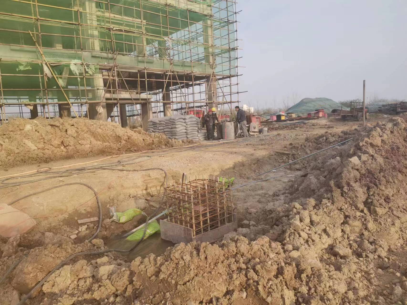 白碱滩当桥梁出现裂缝的时候应该及时加固修补